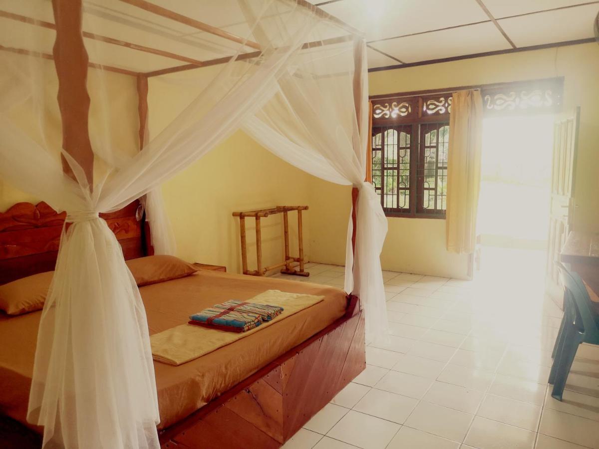 Wisma Leuser Sibayak ブキットラワン エクステリア 写真